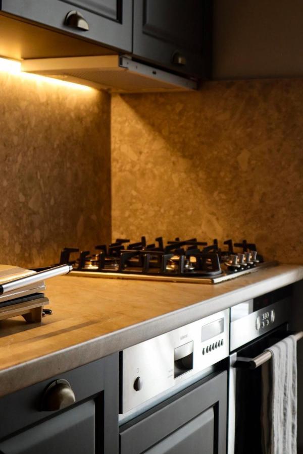 Thiseas Luxury Apartment Aten Exteriör bild